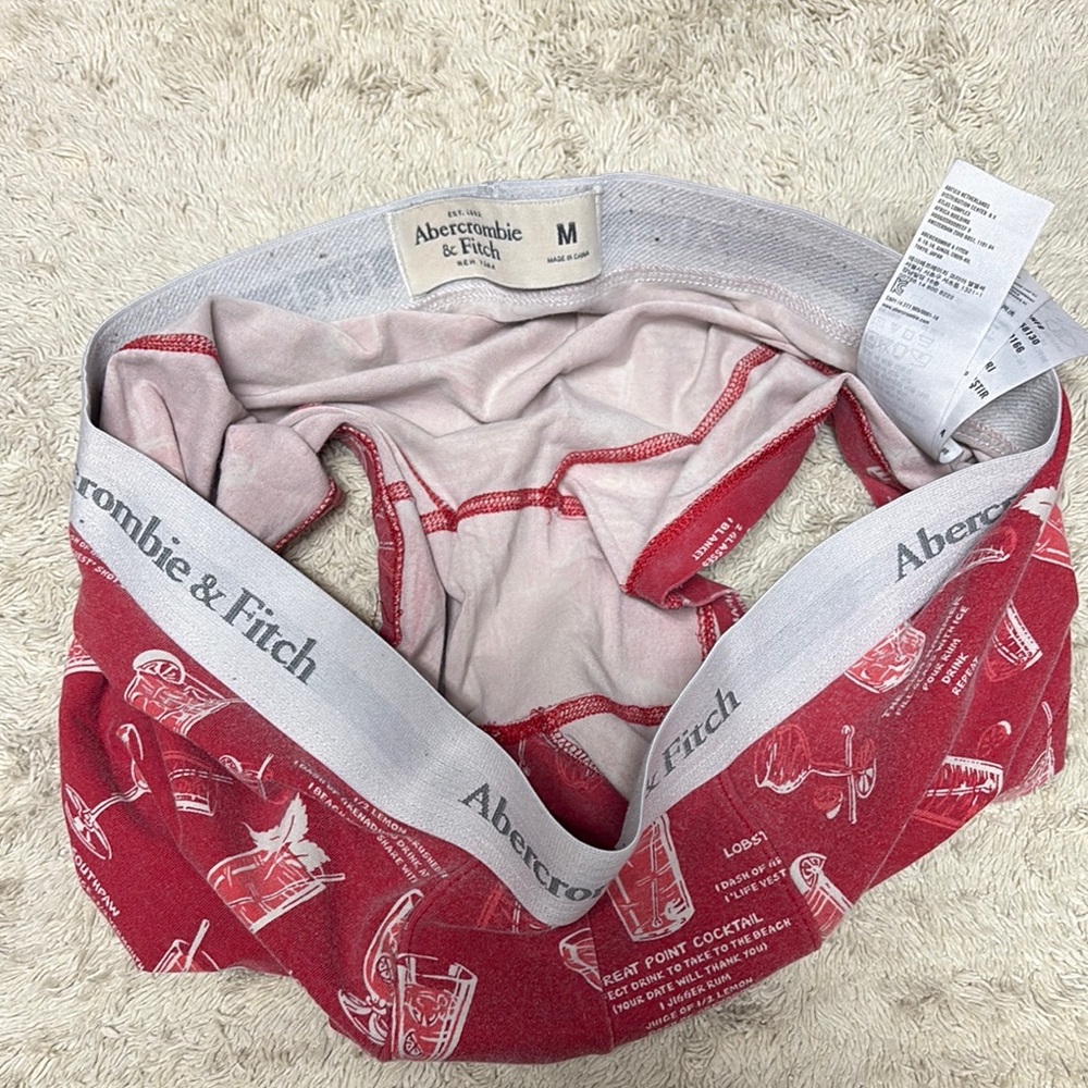 Abercrombie & Fitch Red and Gray Boxer Briefs Festive Design - Picture 3 of 3